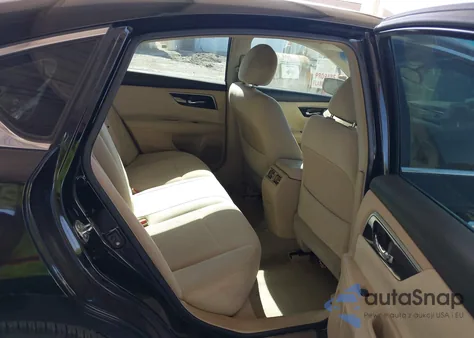 2013 Nissan Altima 2.5 Sv z USA, uszkodzony, nr VIN 1N4AL3AP2DC257907